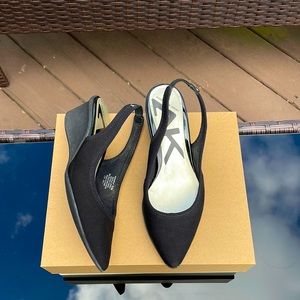 Black Anne Klein Sport wedges!